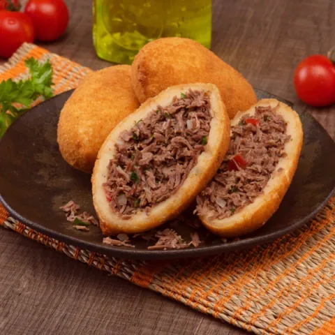 Bolinho de Costela