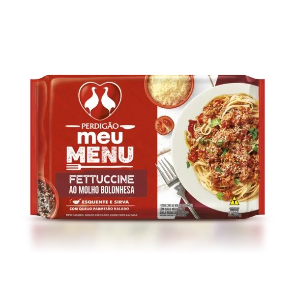 Fettuccine ao Molho Bolonhesa com Queijo Parmesão Ralado Congelado Perdigão 300g - Caixa c/ 12 — Perdigão